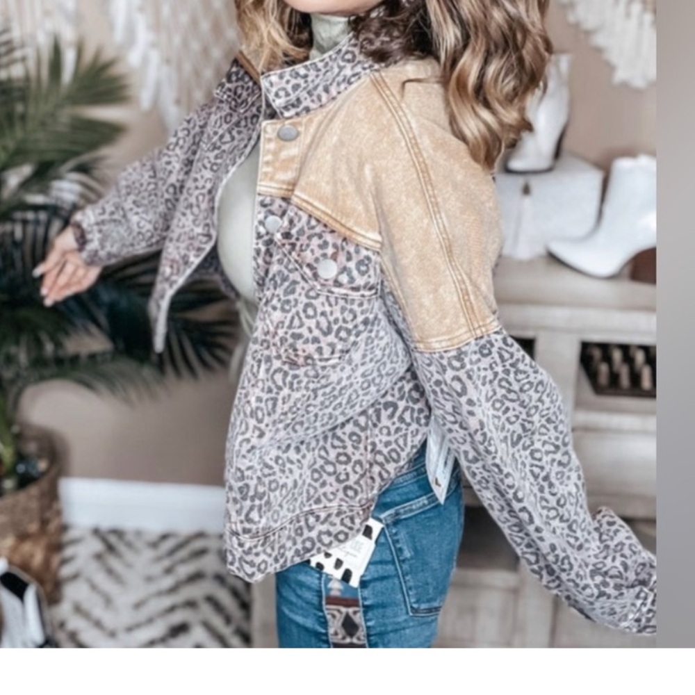 HYFVE Get Me Wild leopard print distressed denim jacket - Size L - Picture 14 of 14